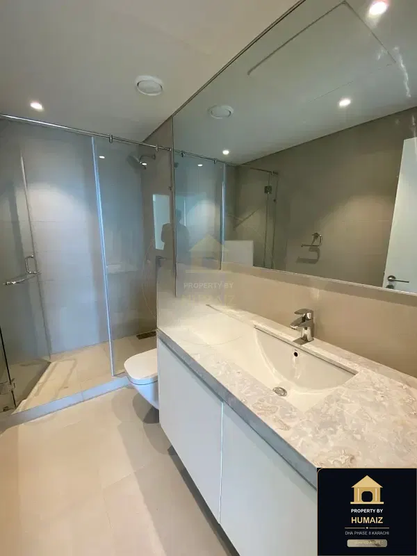 2-Bedroom Luxury Apartment (Sea Facing, 3 Bath, Suite 16) at The Views For Sale in DHA Phase 8 Karachi — Photograph 12