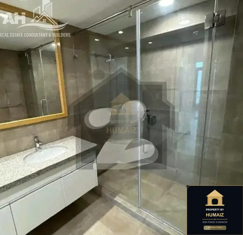 3-Bedroom Luxury Apartment (Sea Facing, 5 Bath, Suite 42) at The Views For Rent in DHA Phase 8 Karachi — Photograph 4