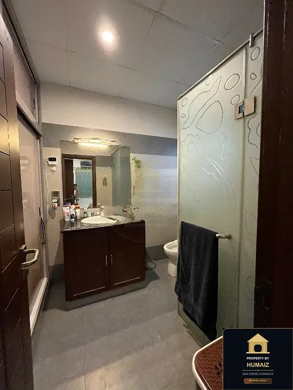 4-Bedroom Luxury Apartment (West Open, 5 Bath, Suite 8) on Al-Murtaza Commercial For Sale in DHA Phase 8 Karachi — Photograph 3