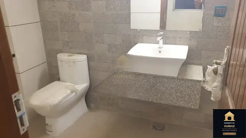 3-Bedroom Luxury Apartment (West Open, 3 Bath, Suite 7) on Al-Murtaza Commercial For Sale in DHA Phase 8 Karachi — Photograph 17