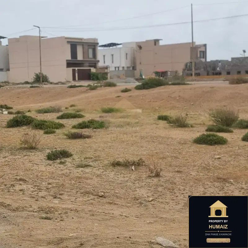 600 Sq. Yd. Commercial Plot (Parcel 1) on Beach Avenue For Sale in DHA Phase 8 Karachi — Photograph 3