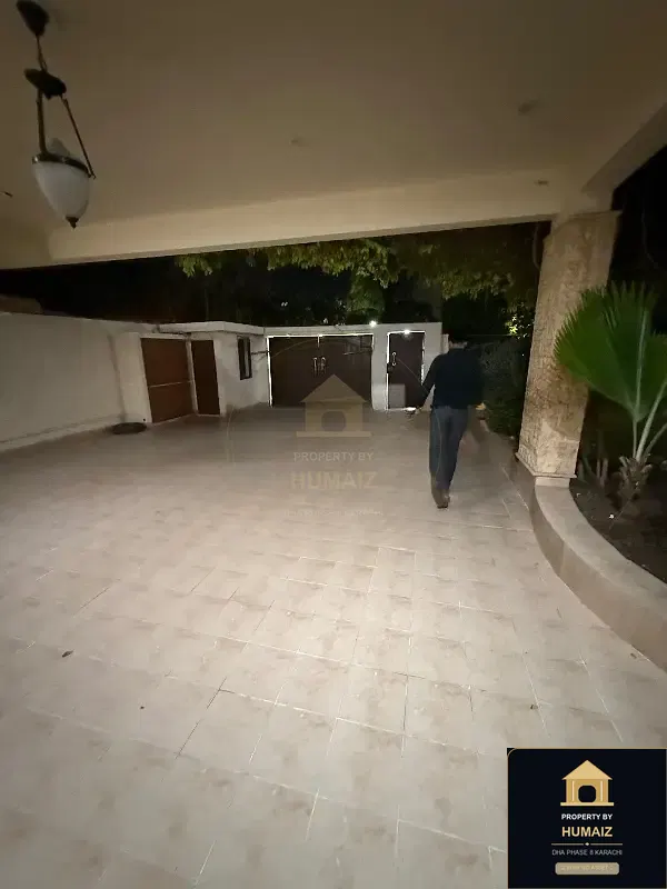 500 Sq. Yd. 5-Bedroom Luxury Villa (Basement, 6 Bath, Residence 88) in DHA Phase 8 For Sale in DHA Phase 8 Karachi — Photograph 10
