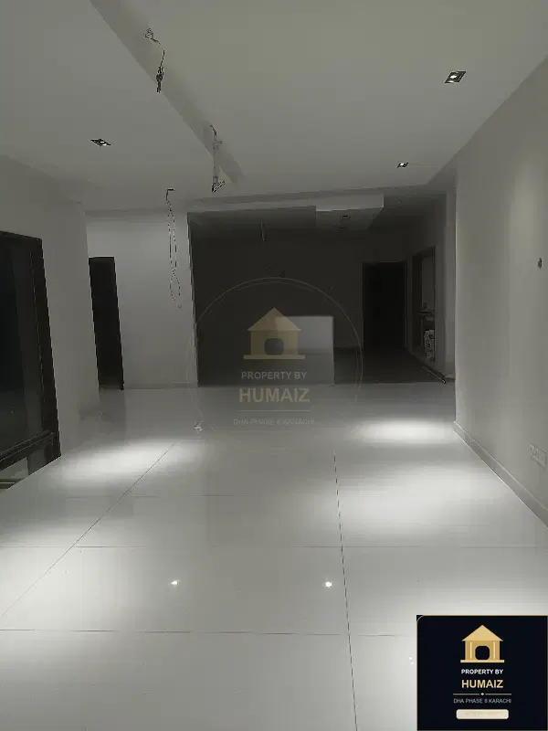 3,000 Sq. Yd. 10-Bedroom Luxury Villa in DHA Phase 8 For Sale in DHA Phase 8 Karachi — Photograph 11