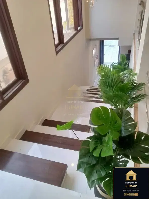 500 Sq. Yd. 6-Bedroom Luxury Villa (6 Bath, Residence 90) in DHA Phase 8 For Sale in DHA Phase 8 Karachi — Photograph 4