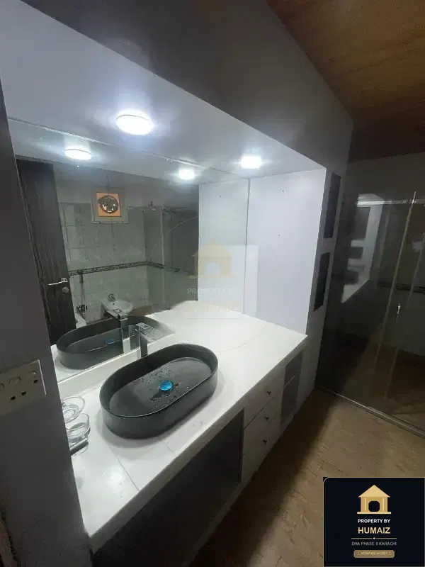 5-Bed Luxury Penthouse (Penthouse, 5 Bath, Suite 1) at Creek Vistas For Rent in DHA Phase 8 Karachi — Photograph 19