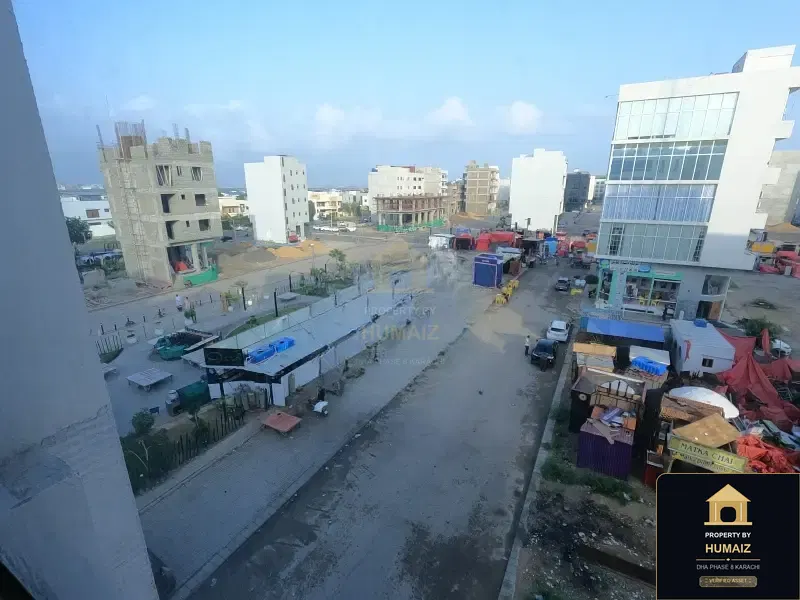 100 Sq. Yd. Corporate Office Space (4 Bath, Unit 3) in DHA Phase 8 For Rent in DHA Phase 8 Karachi — Photograph 4