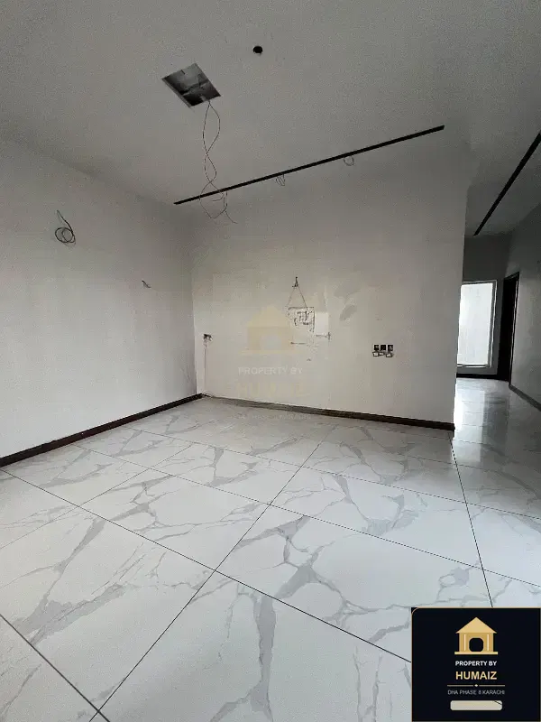 300 Sq. Yd. 5-Bedroom Luxury Villa (Corner, 6 Bath, Residence 6) in Khayaban-e-Sahil For Sale in DHA Phase 8 Karachi — Photograph 4