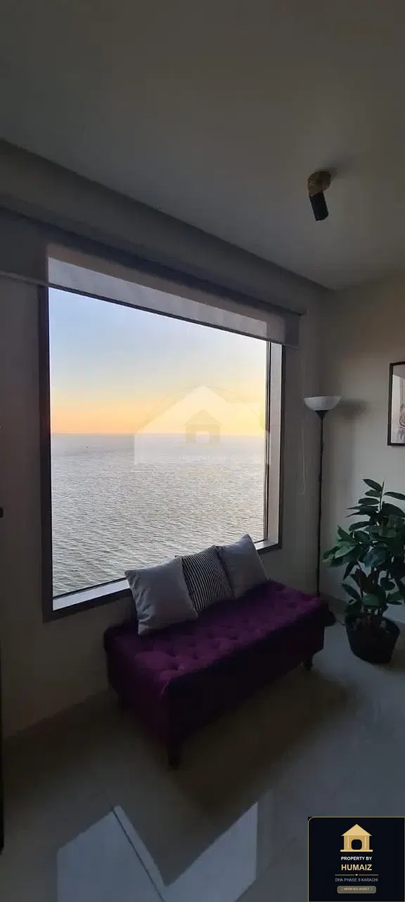 4-Bedroom Luxury Apartment (Sea Facing, 5 Bath, Suite 3) at Pearl Towers For Rent in DHA Phase 8 Karachi — Photograph 5
