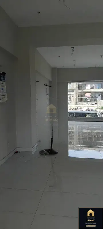 183 Sq. Yd. Commercial Retail Shop (Basement, 1 Bath, Unit 4) on Al-Murtaza Commercial For Rent in DHA Phase 8 Karachi — Photograph 8