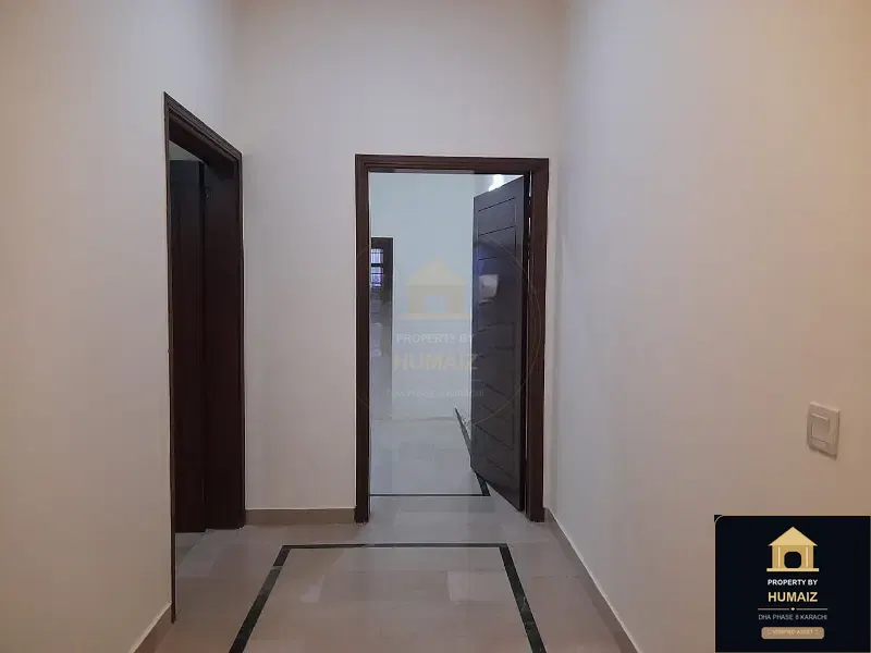 3-Bedroom Upper/Lower Portion (3 Bath, Unit 3) in Zone A For Rent in DHA Phase 8 Karachi — Photograph 8