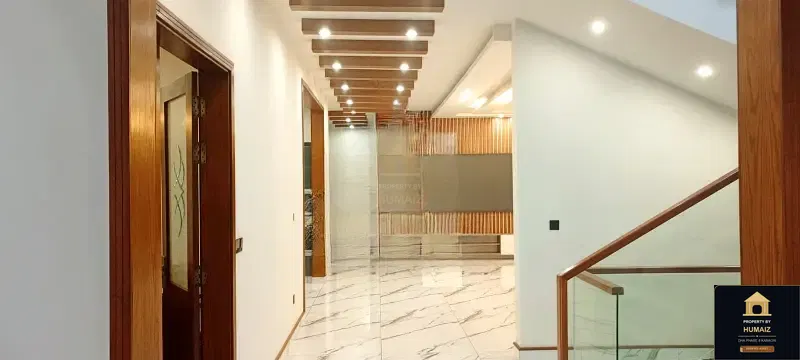 500 Sq. Yd. 6-Bedroom Luxury Villa (Basement, 7 Bath, Residence 7) in Zone A For Sale in DHA Phase 8 Karachi — Photograph 2