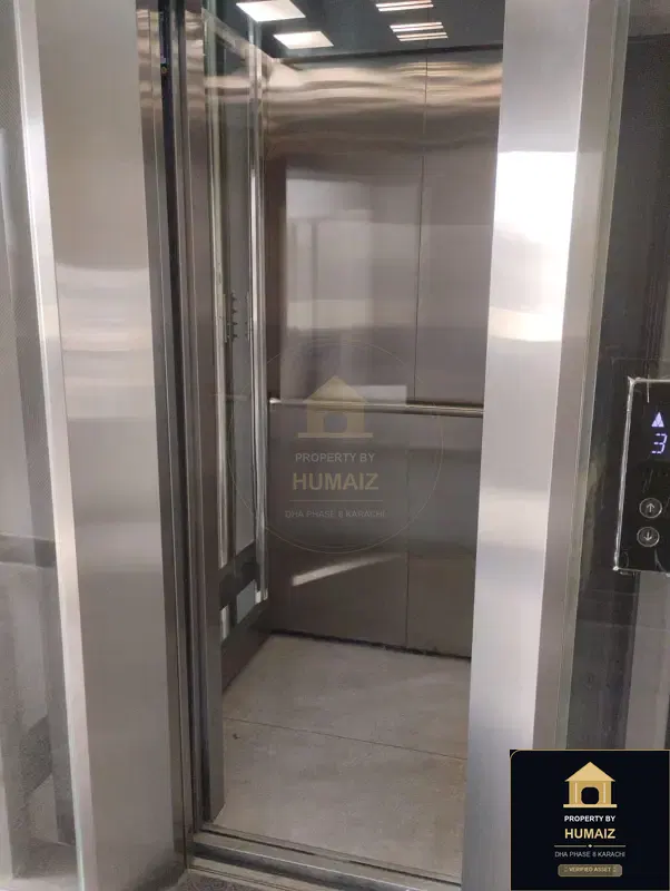 333 Sq. Yd. Corporate Office Space (Brand New, 2 Bath, Unit 1) on Al-Murtaza Commercial For Rent in DHA Phase 8 Karachi — Photograph 10