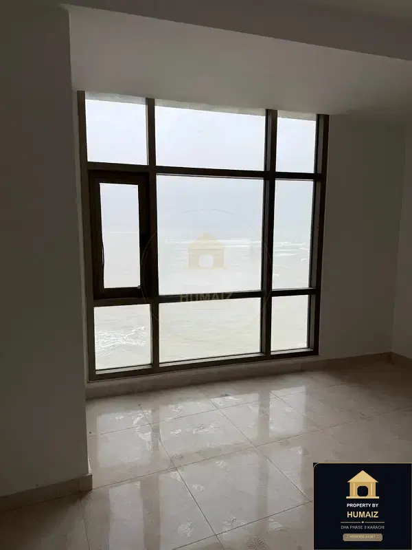 3-Bedroom Luxury Apartment (Sea Facing, 5 Bath, Suite 7) at Pearl Towers For Sale in DHA Phase 8 Karachi — Photograph 9