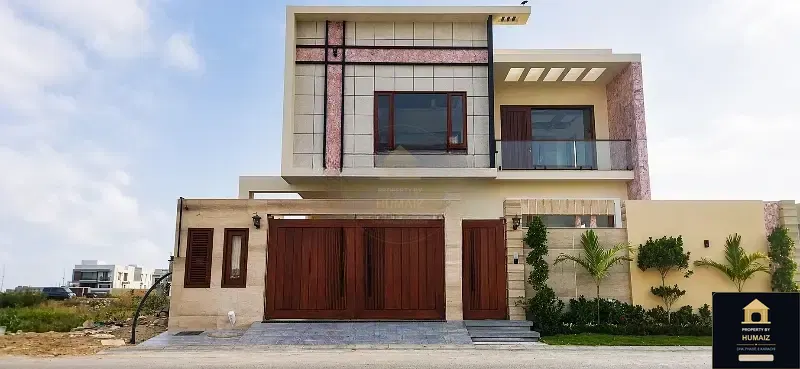 500 Sq. Yd. 7-Bedroom Luxury Villa (Boulevard Facing, 6 Bath, Residence 2) in Zone B For Sale in DHA Phase 8 Karachi — Photograph 2