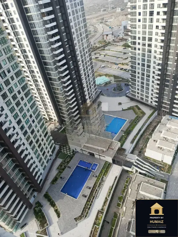 3-Bedroom Luxury Apartment (Sea Facing, 5 Bath, Suite 6) at Pearl Towers For Rent in DHA Phase 8 Karachi — Photograph 2