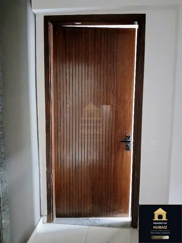 3-Bedroom Luxury Apartment (Boulevard Facing, 3 Bath, Suite 2) on Al-Murtaza Commercial For Sale in DHA Phase 8 Karachi — Photograph 17