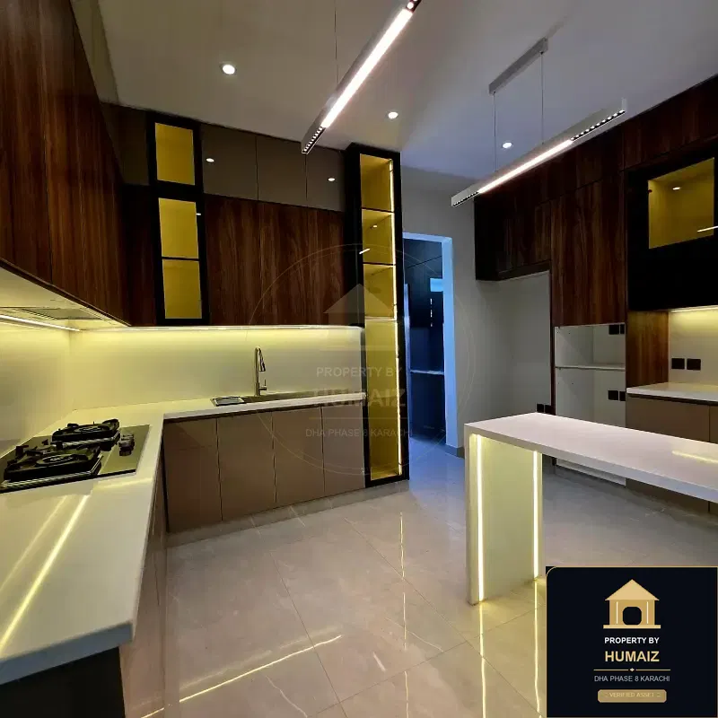 666 Sq. Yd. 4-Bedroom Luxury Villa in Zone A For Sale in DHA Phase 8 Karachi — Photograph 15