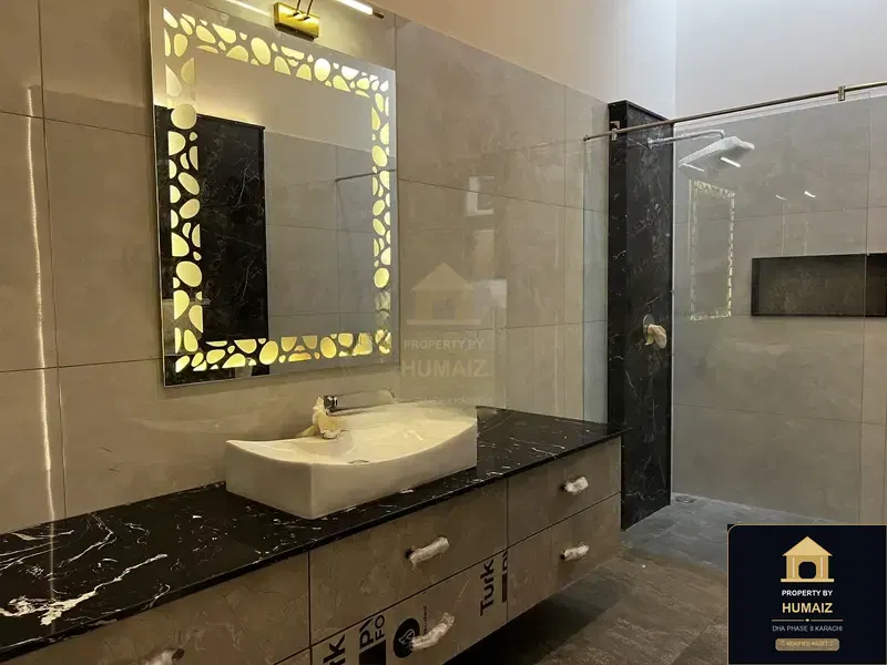 500 Sq. Yd. 6-Bedroom Luxury Villa (West Open, 6 Bath, Residence 7) in DHA Phase 8 For Sale in DHA Phase 8 Karachi — Photograph 20