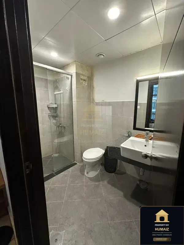 3-Bedroom Luxury Apartment (Sea Facing, 4 Bath, Suite 4) at Pearl Towers For Sale in DHA Phase 8 Karachi — Photograph 12