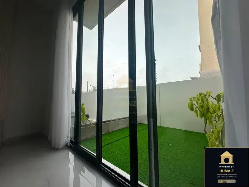 1,000 Sq. Yd. 10-Bedroom Luxury Villa (Private Pool, 6 Bath, Residence 2) on Zulfiqar Commercial For Sale in DHA Phase 8 Karachi — Photograph 7