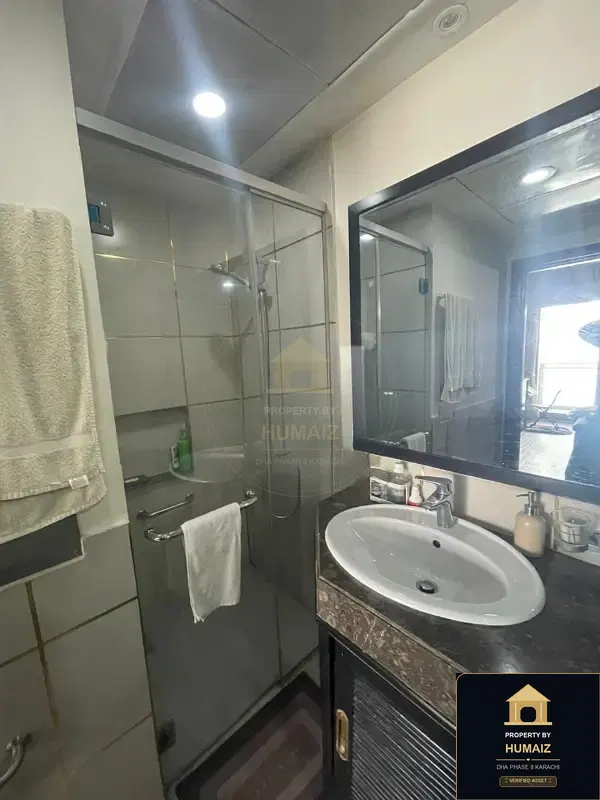 2-Bedroom Luxury Apartment (Private Pool, 2 Bath, Suite 2) at Emaar Oceanfront For Sale in DHA Phase 8 Karachi — Photograph 7