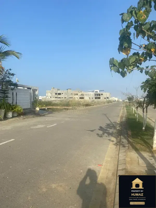 900 Sq. Yd. Residential Plot on Khayaban-e-Faisal For Sale in DHA Phase 8 Karachi — Photograph 3