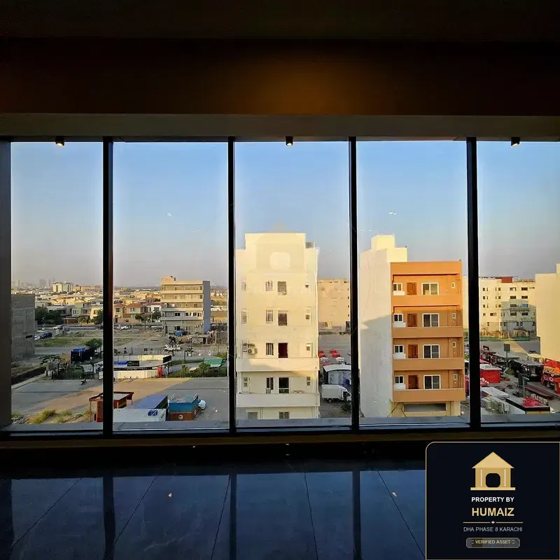 113 Sq. Yd. Corporate Office Space (Unit 4) on Zulfiqar Commercial For Rent in DHA Phase 8 Karachi — Photograph 7