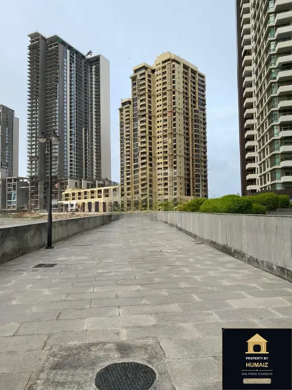 3-Bedroom Luxury Apartment (Sea Facing, 5 Bath, Suite 2) at Coral Towers For Sale in DHA Phase 8 Karachi — Photograph 2