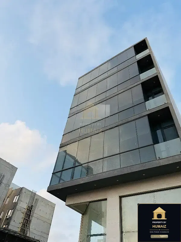 100 Sq. Yd. Commercial Retail Shop (Corner, Unit 6) on Zulfiqar Commercial For Rent in DHA Phase 8 Karachi — Photograph 4