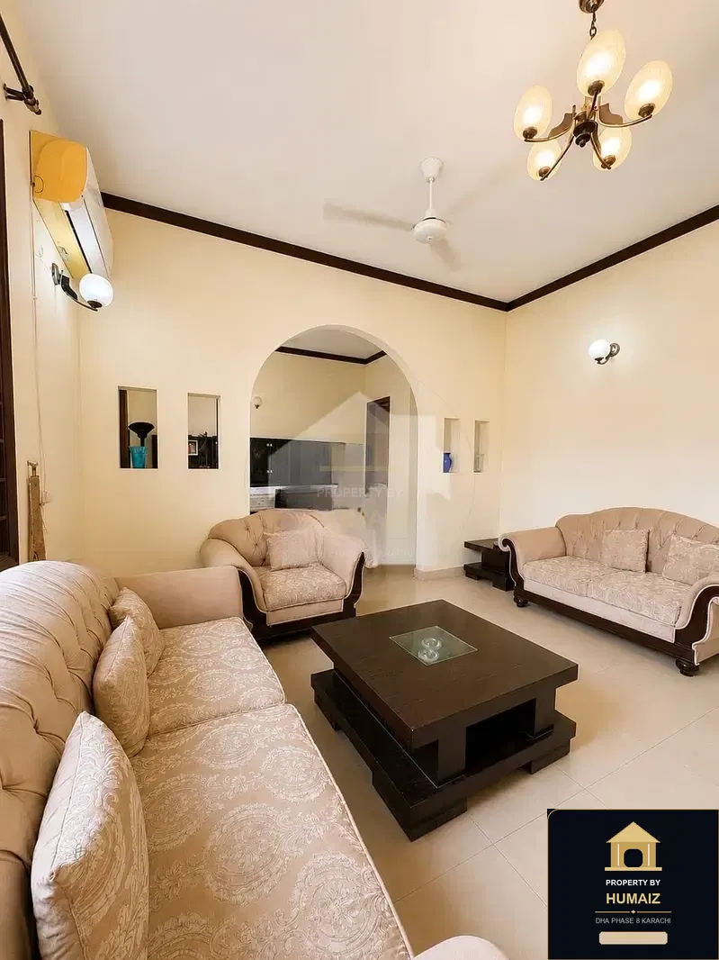 300 Sq. Yd. 5-Bedroom Luxury Villa on Khayaban-e-Ittehad For Sale in DHA Phase 8 Karachi — Photograph 2