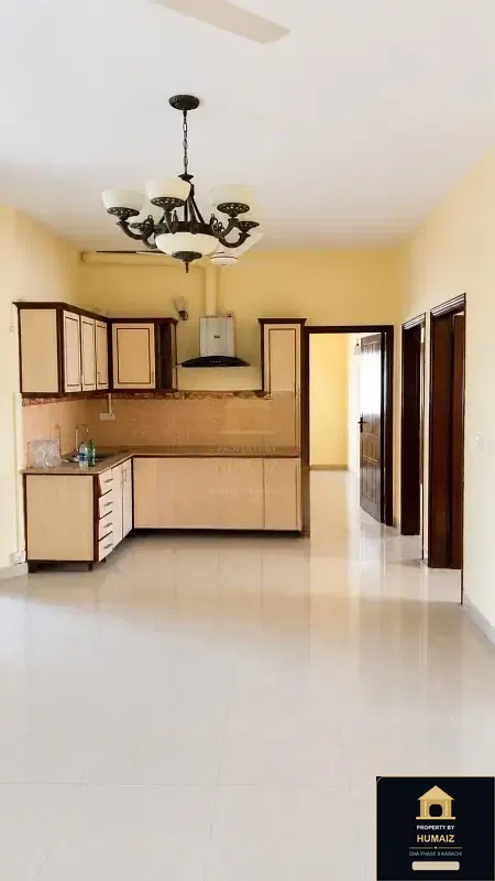 300 Sq. Yd. 5-Bedroom Luxury Villa in Khayaban-e-Ittehad For Sale in DHA Phase 8 Karachi — Photograph 5