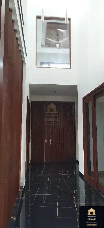 500 Sq. Yd. 7-Bedroom Luxury Villa (Boulevard Facing, 6 Bath, Residence 2) in Zone B For Sale in DHA Phase 8 Karachi — Photograph 21