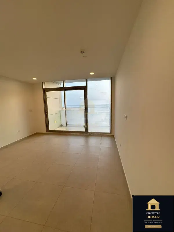 3-Bedroom Luxury Apartment at Emaar Oceanfront For Sale in DHA Phase 8 Karachi — Photograph 4