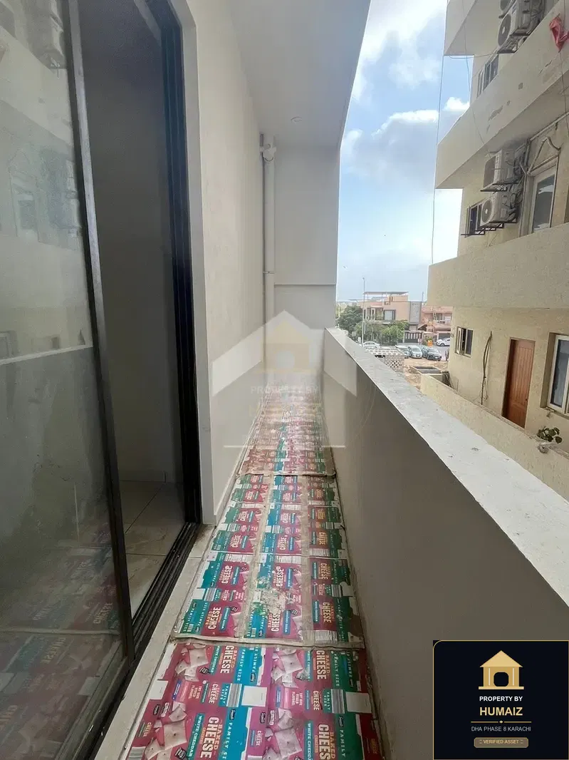 3-Bedroom Luxury Apartment (Boulevard Facing, 4 Bath, Suite 5) in DHA Phase 8 For Sale in DHA Phase 8 Karachi — Photograph 10