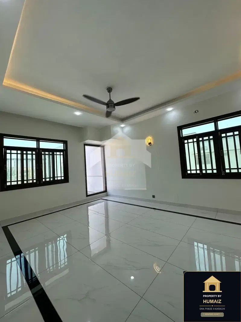 666 Sq. Yd. 6-Bedroom Luxury Villa (Basement, 7 Bath, Residence 10) in DHA Phase 8 For Sale in DHA Phase 8 Karachi — Photograph 8