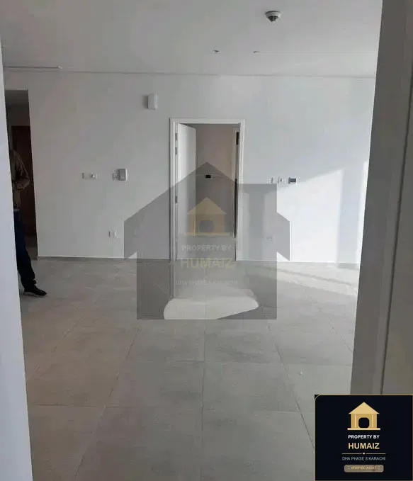 3-Bedroom Luxury Apartment (Sea Facing, 5 Bath, Suite 17) at Reef Towers For Rent in DHA Phase 8 Karachi — Photograph 6