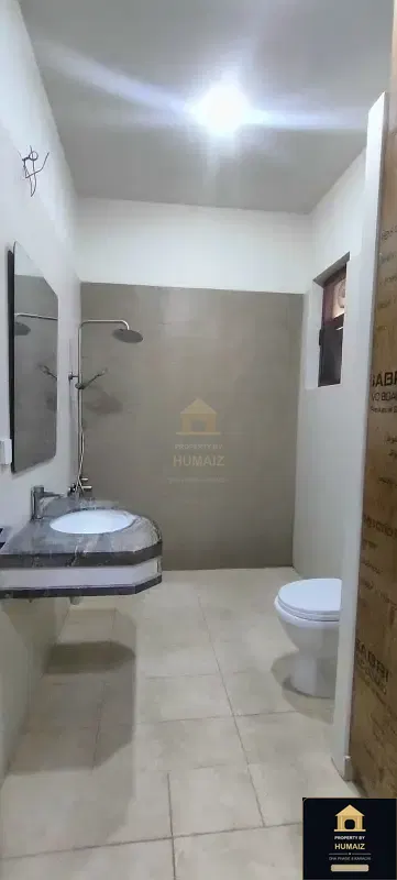 3-Bedroom Upper/Lower Portion (3 Bath, Unit 55) in DHA Phase 8 For Rent in DHA Phase 8 Karachi — Photograph 14