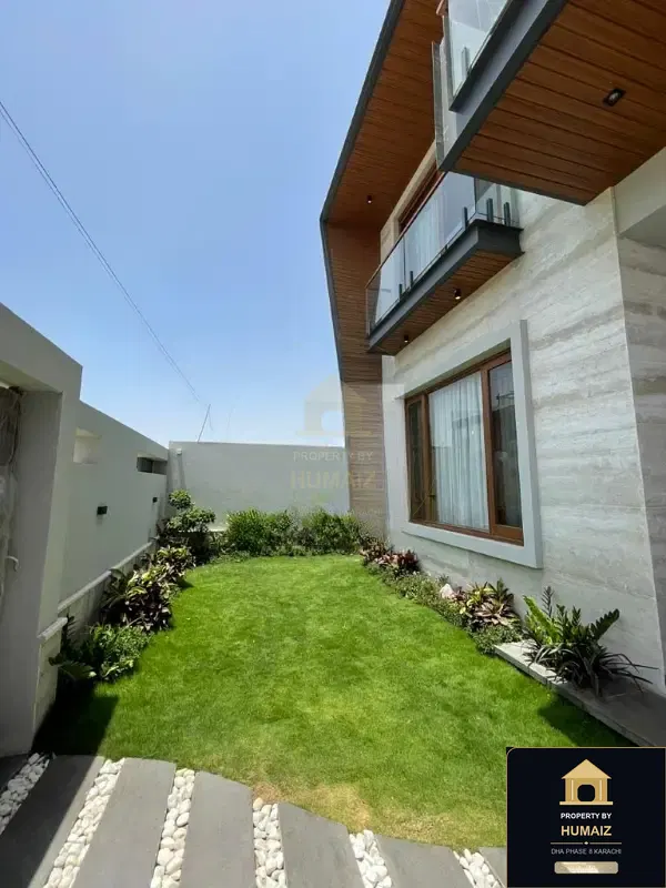 500 Sq. Yd. 5-Bedroom Luxury Villa (Basement, 6 Bath, Residence 16) in DHA Phase 8 For Sale in DHA Phase 8 Karachi — Photograph 2
