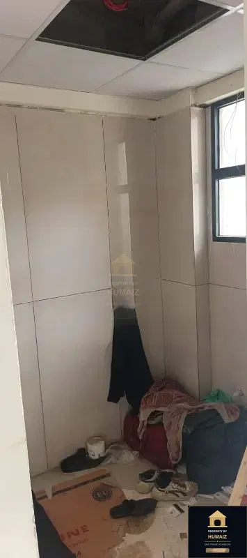 2-Bedroom Luxury Apartment (Brand New, 2 Bath, Suite 5) on Al-Murtaza Commercial For Sale in DHA Phase 8 Karachi — Photograph 17