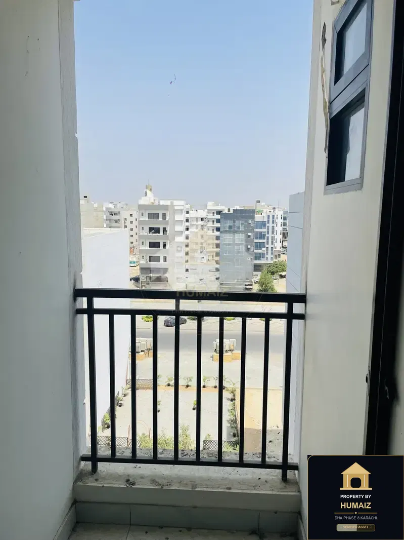 3-Bedroom Luxury Apartment (Brand New, 4 Bath, Suite 21) in DHA Phase 8 For Sale in DHA Phase 8 Karachi — Photograph 12