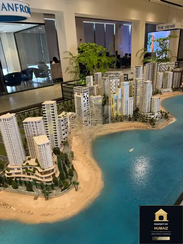 4-Bedroom Luxury Apartment at The Views North Tower For Sale in DHA Phase 8 Karachi — Photograph 18