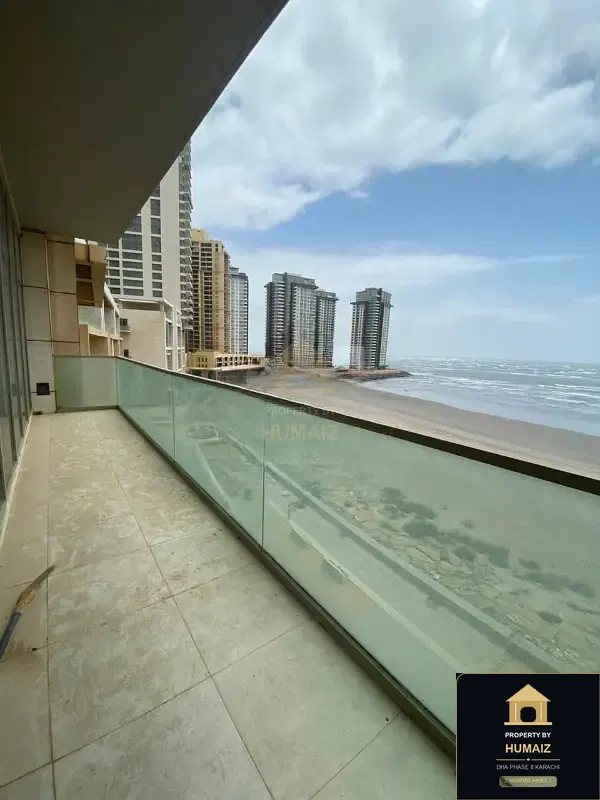 2-Bedroom Luxury Apartment (Sea Facing, 3 Bath, Suite 25) at The Views For Rent in DHA Phase 8 Karachi — Photograph 19