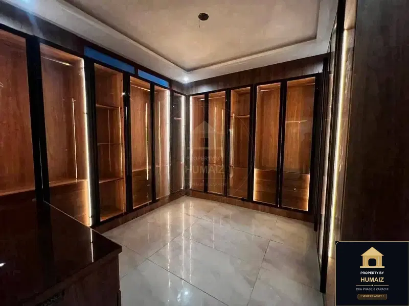 500 Sq. Yd. 5-Bedroom Luxury Villa (Basement, 5 Bath, Residence 4) in Zone A For Sale in DHA Phase 8 Karachi — Photograph 6