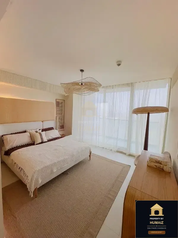 3-Bedroom Luxury Apartment (Sea Facing, 5 Bath, Suite 13) at The Views For Sale in DHA Phase 8 Karachi — Photograph 7