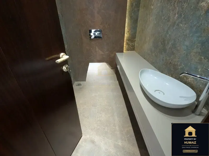 3,000 Sq. Yd. 10-Bedroom Luxury Villa on Khayaban-e-Iqbal For Sale in DHA Phase 8 Karachi — Photograph 16