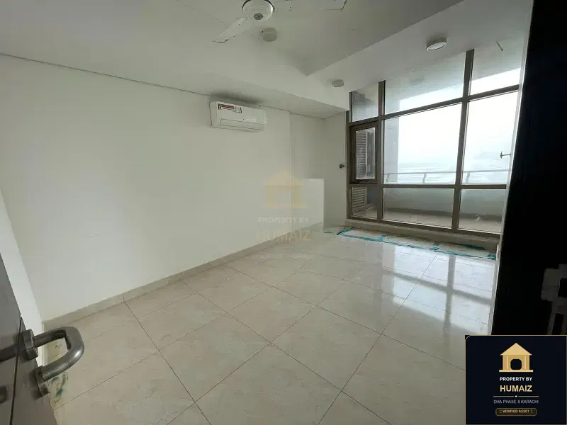 2-Bedroom Luxury Apartment (Sea Facing, 3 Bath, Suite 16) at Pearl Towers For Rent in DHA Phase 8 Karachi — Photograph 6