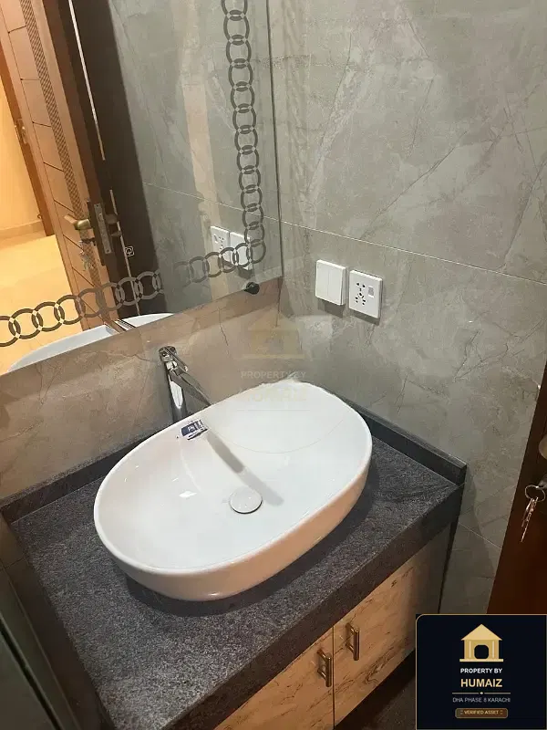 100 Sq. Yd. 4-Bedroom Luxury Villa (Boulevard Facing, 4 Bath, Residence 1) in Khayaban-e-Iqbal For Sale in DHA Phase 8 Karachi — Photograph 5