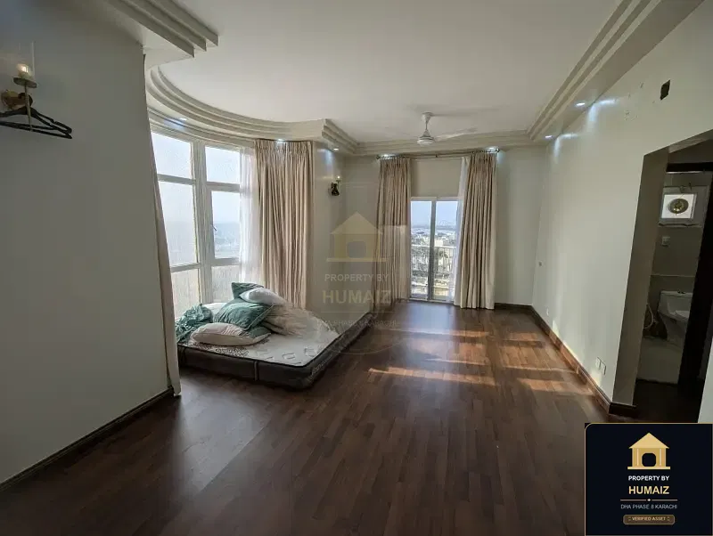 4-Bedroom Luxury Apartment (West Open, 4 Bath, Suite 31) at Creek Vistas For Rent in DHA Phase 8 Karachi — Photograph 2