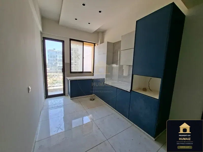 3-Bedroom Luxury Apartment (Brand New, 3 Bath, Suite 23) on Al-Murtaza Commercial For Sale in DHA Phase 8 Karachi — Photograph 2