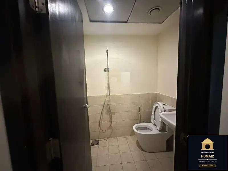 2-Bedroom Luxury Apartment (Sea Facing, 2 Bath, Suite 14) at Coral Towers For Rent in DHA Phase 8 Karachi — Photograph 17